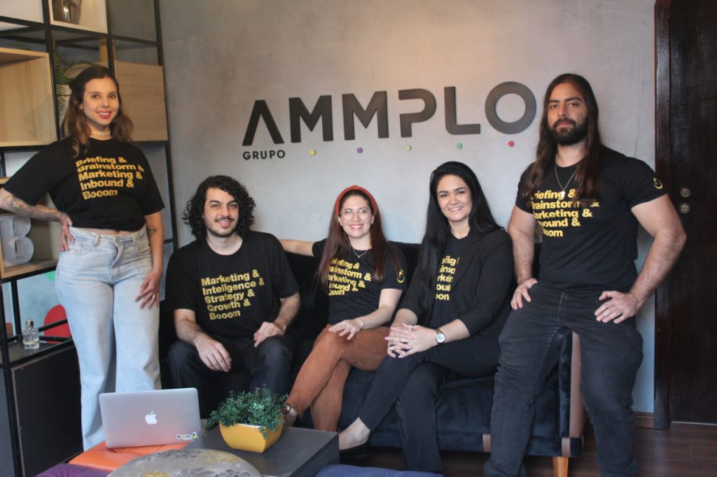 Equipe da agência de marketing em Curitiba, Booom Criative