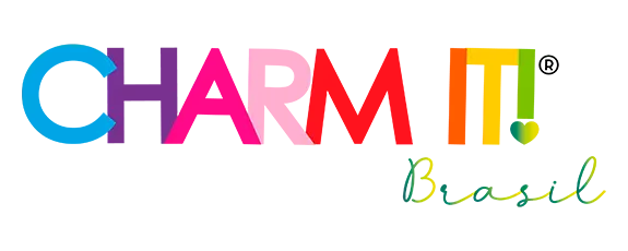 Logotipo da Charm It!, case de posicionamento de marca desenvolvido pela Booom Criative.